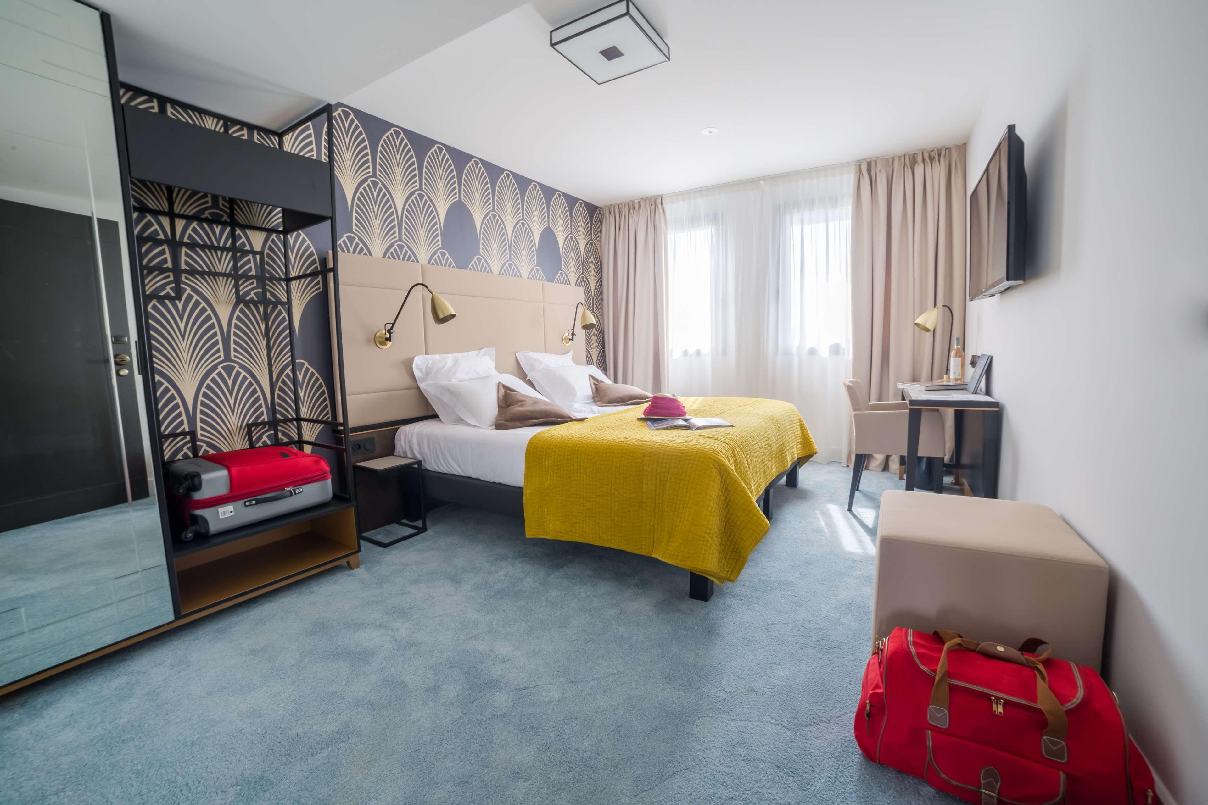 Western Journel Juan-les-pins Hotel 3*