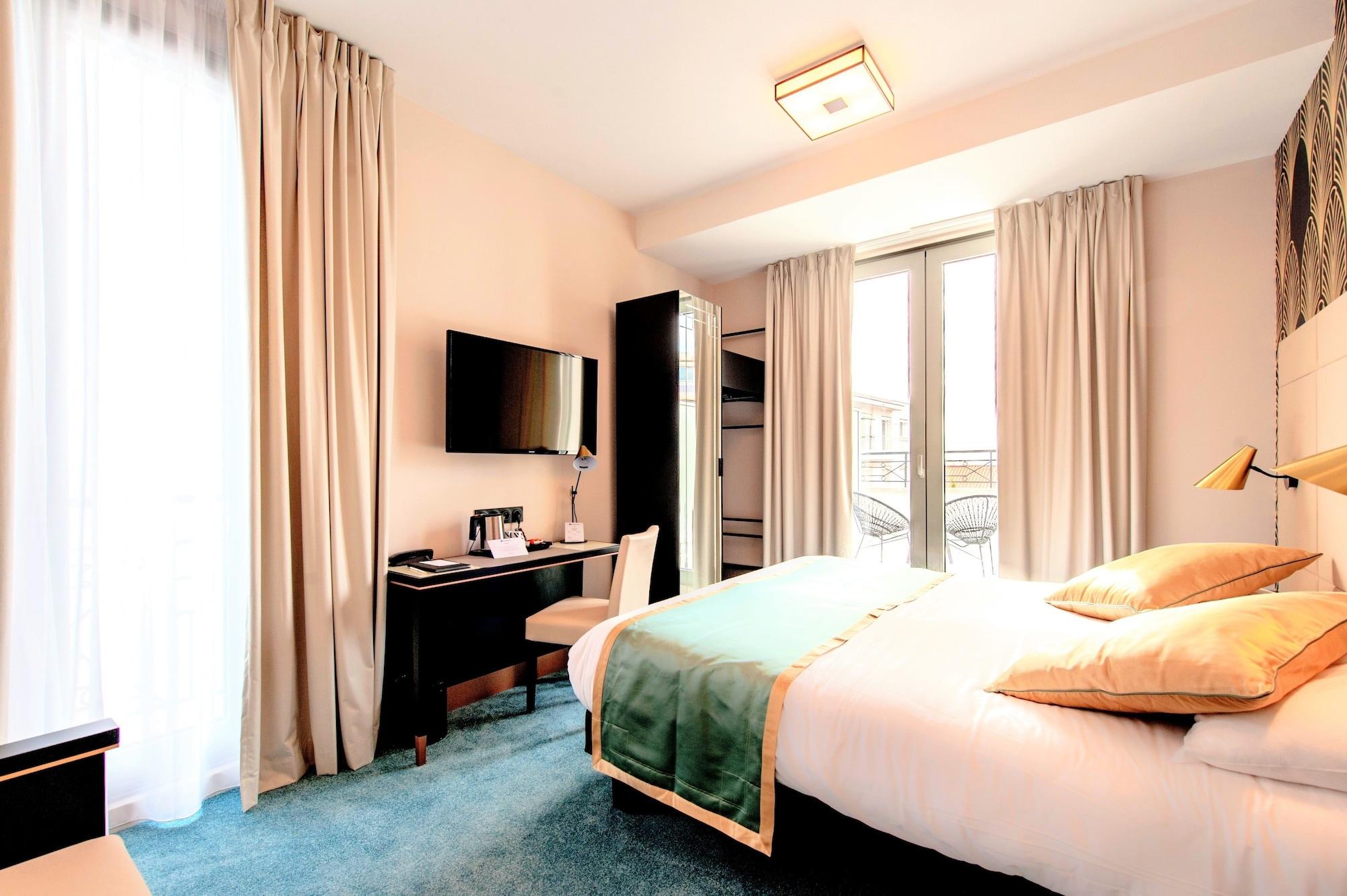 Western Journel Juan-les-pins 3*