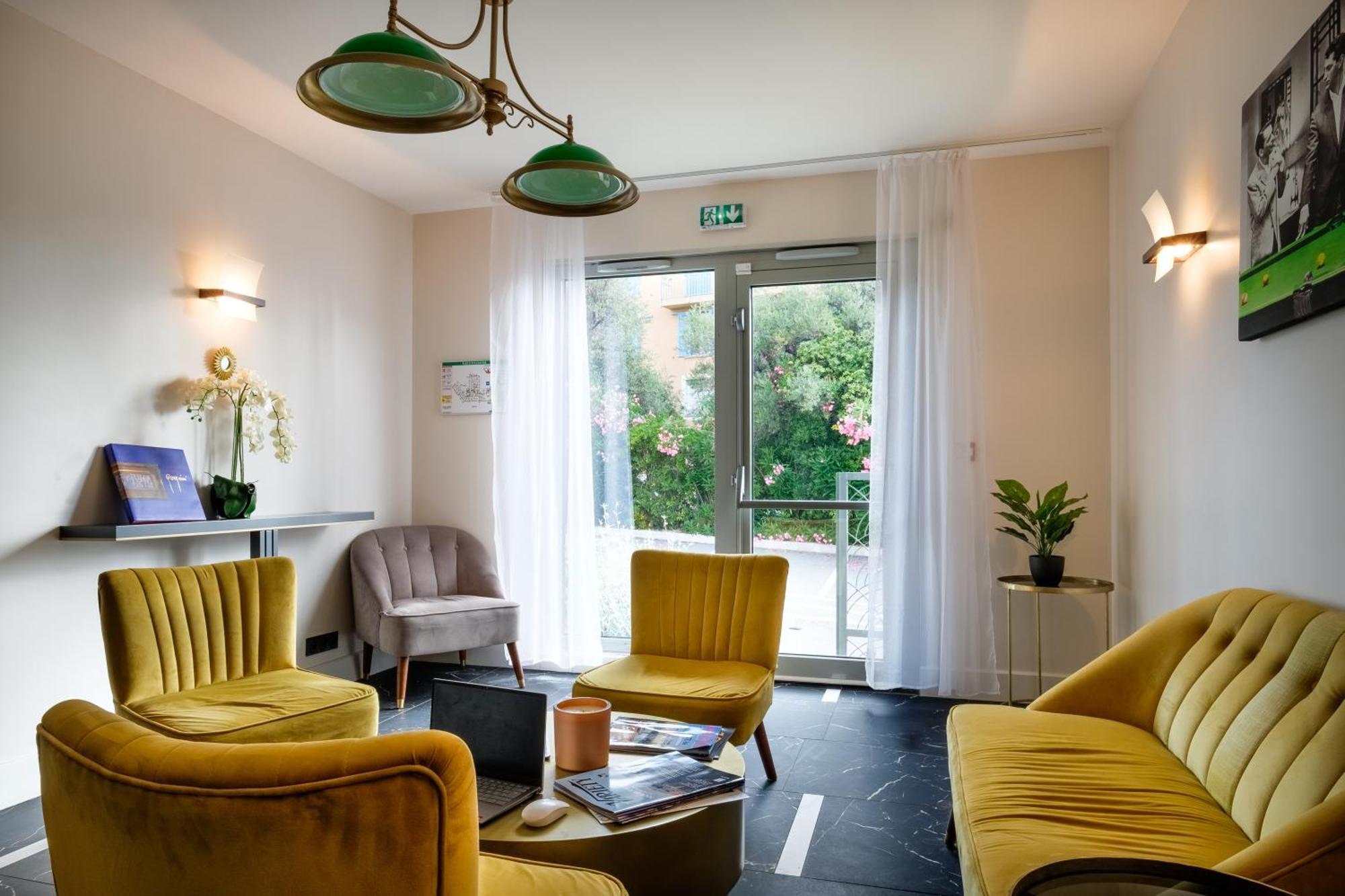 Hotel Western Journel Juan-les-pins 3*